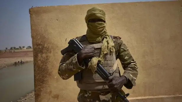 Mali: nouvelle attaque « déjouée » contre un camp militaire