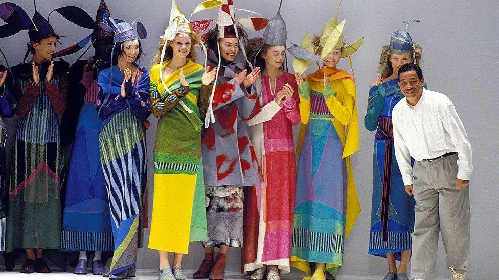 Issey Miyake : le créateur de mode japonais décède à l&rsquo;âge de 84 ans
