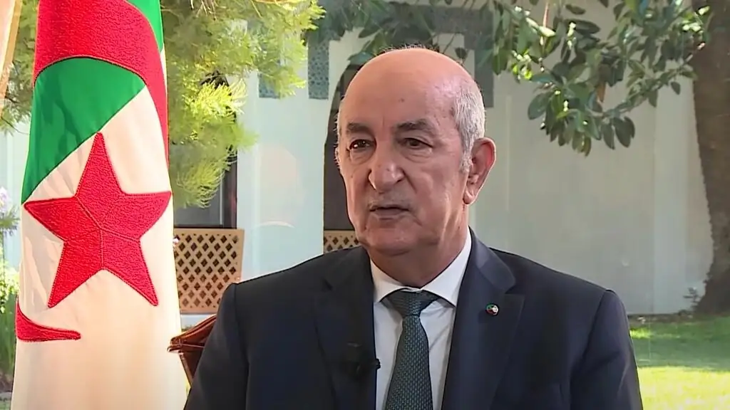 Algerie: le président algérien appelle les militaires au pouvoir au Mali à «retourner à la légalité»