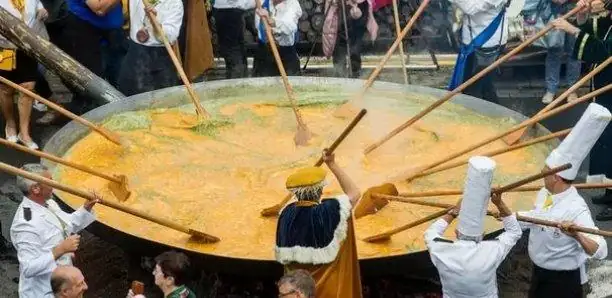 15 août : Une omelette géante de 10.000 oeufs pour le 15 août à Malmedy
