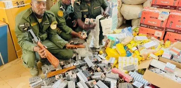 Keur-Ayip : 322 millions de Fcfa de produits pharmaceutiques saisis par la douane