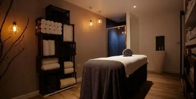 Massage « body-body » : Un couple arrêté à la Cité Mixta