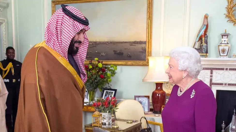 Mohammed Bin Salman: l&rsquo;invitation controversée du prince saoudien aux funérailles de la reine
