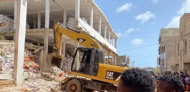 Marché Gueule-Tapée Case Ba: L’affaissement d&rsquo;une dalle fait deux morts et dix personnes disparues