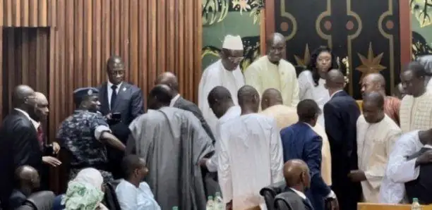 Assemblée nationale : des nouvelles du faux député