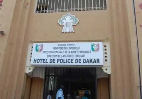 Affaire d’un policier agrippé au capot d’un véhicule : L’automobiliste en garde à vue