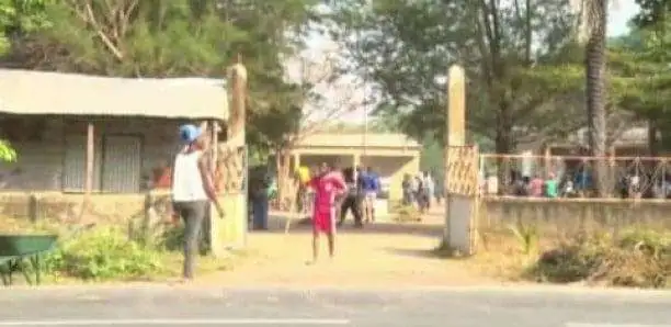 Lycée de Niassya : Le déficit de classes chamboule l&rsquo;organisation des cours