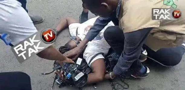 Marche des activistes : Malmené par les forces de l’ordre, un cadreur de Buur News perd connaissance