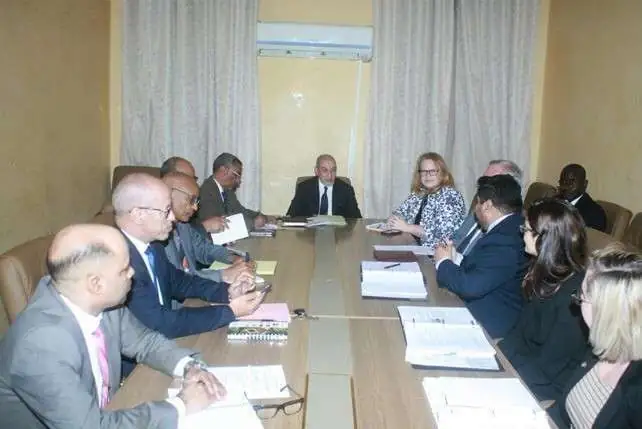 Le ministre de la Justice reçoit une délégation américaine