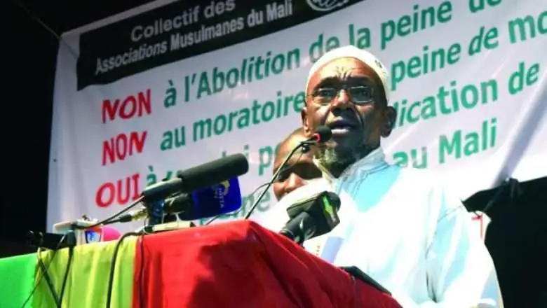 Nouvelle constitution : des imams s’opposent à la laïcité