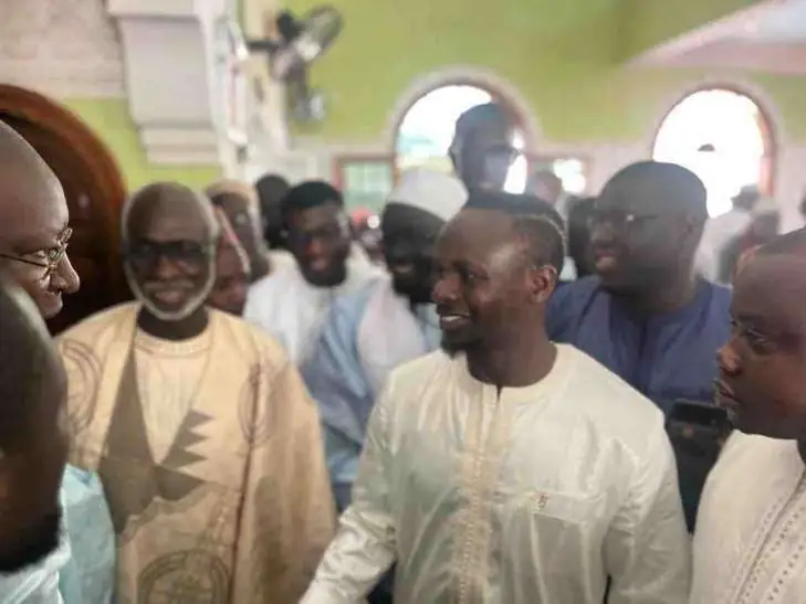 Tabaski : Sadio Mané a effectué la prière dans son nouveau quartier Fann Résidence