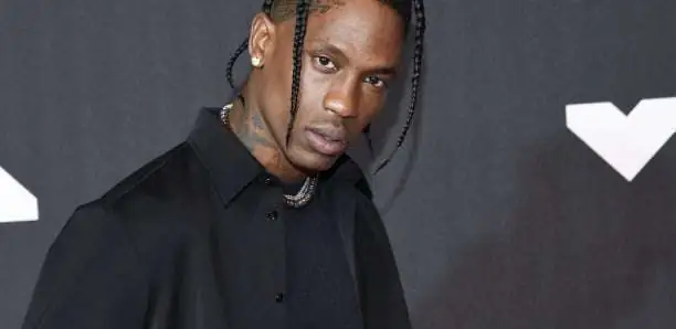 Le rappeur Travis Scott interdit de concert aux pyramides d&rsquo;Egypte