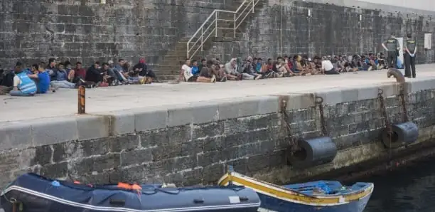 Migration irreguliere : 300 migrants dont une femme enceinte débarque sur l’île d’El Hierro
