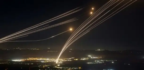 Multiplication des appels à quitter le Liban, attentat meurtrier en Israël