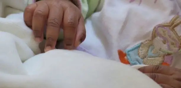 Kolda : un bébé de sexe féminin abandonné dans un dépotoir d’ordures