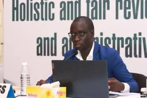 L’ex-PDG Jonga interrogé sur les paiements illégaux pour le voyage à Dakar