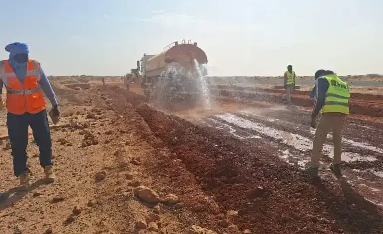 Début des travaux pour la construction de la route Atar-Chinguetti