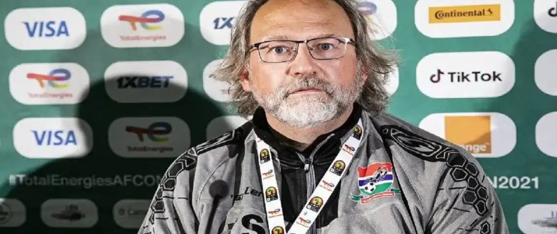 « La fédération est toujours le chef de l’entraîneur », Tom Saintfiet réagit à la sortie de Marc Brys