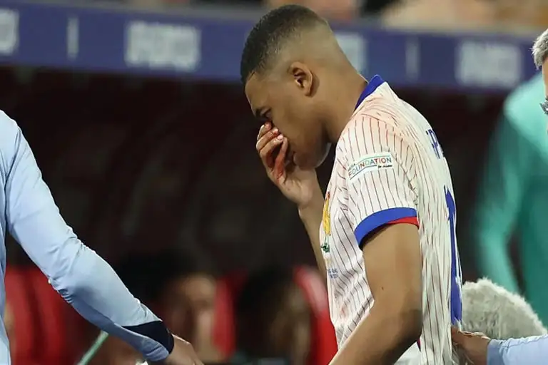 Kylian Mbappé écarté de l’équipe de France, les explication de Deschamps