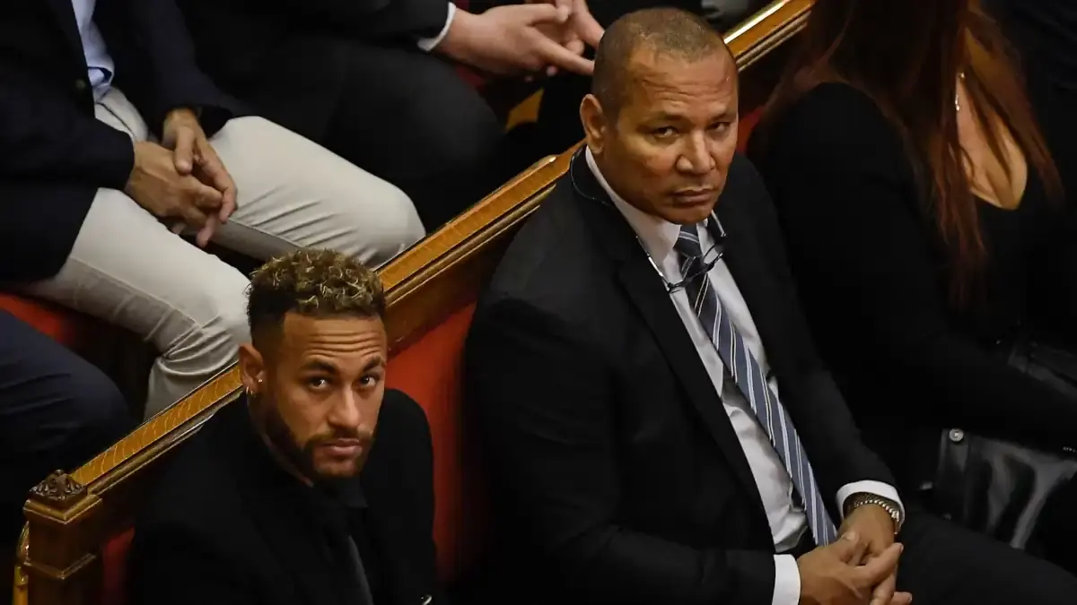 Marque Pelé : le père de Neymar rachète les droits