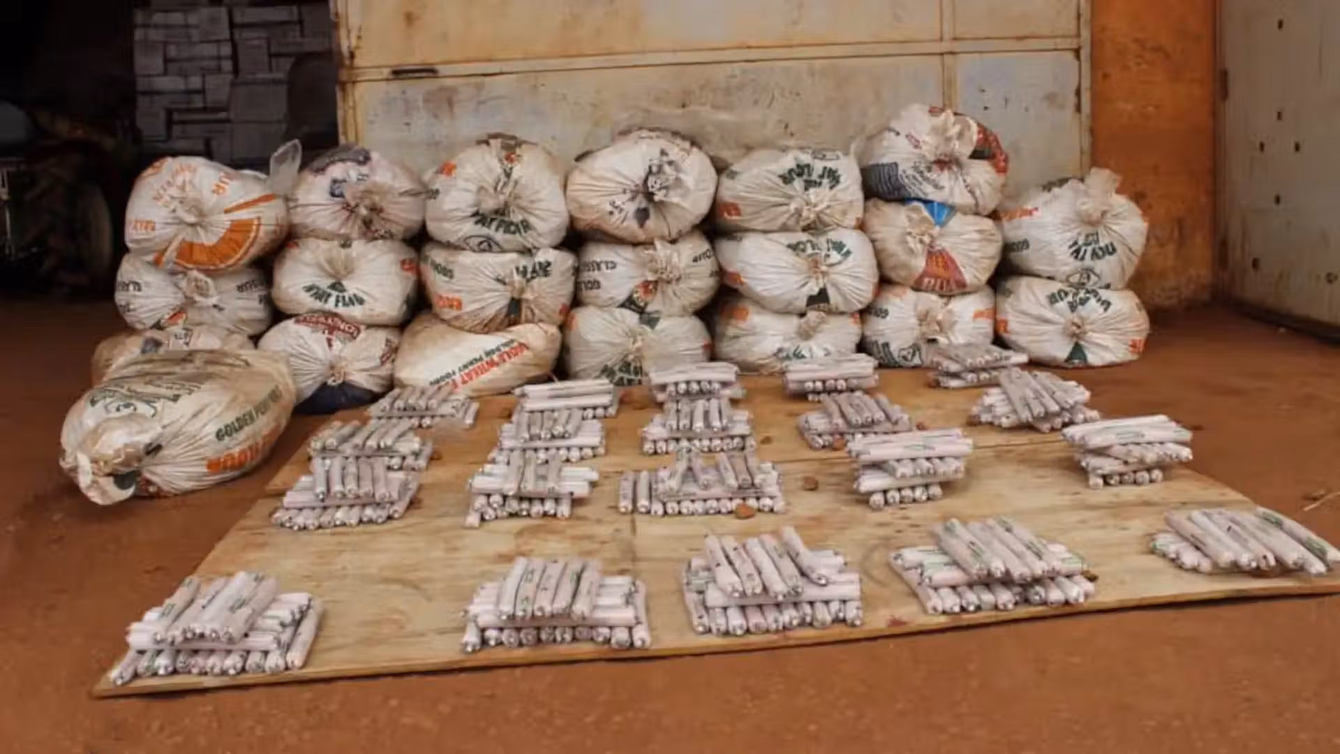 Niger: des milliers de bâtons de dynamite interceptés par la douane