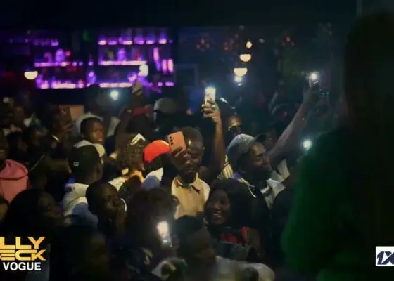 Wally B. Seck dévoile son album en live à VOGUE