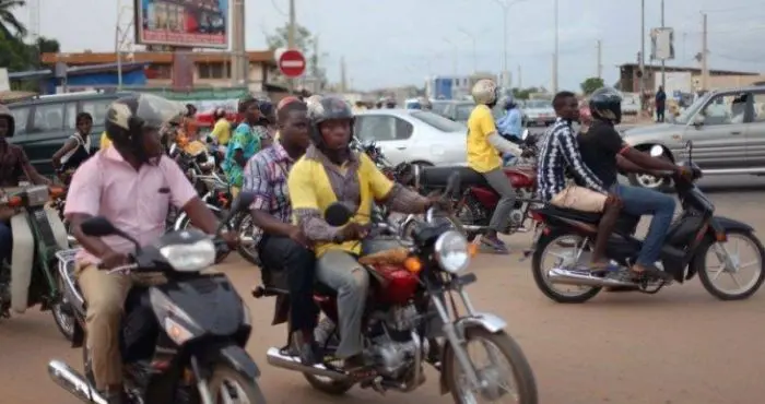 Interdiction des motocyclistes à Abidjan : Une Organisation interpelle…