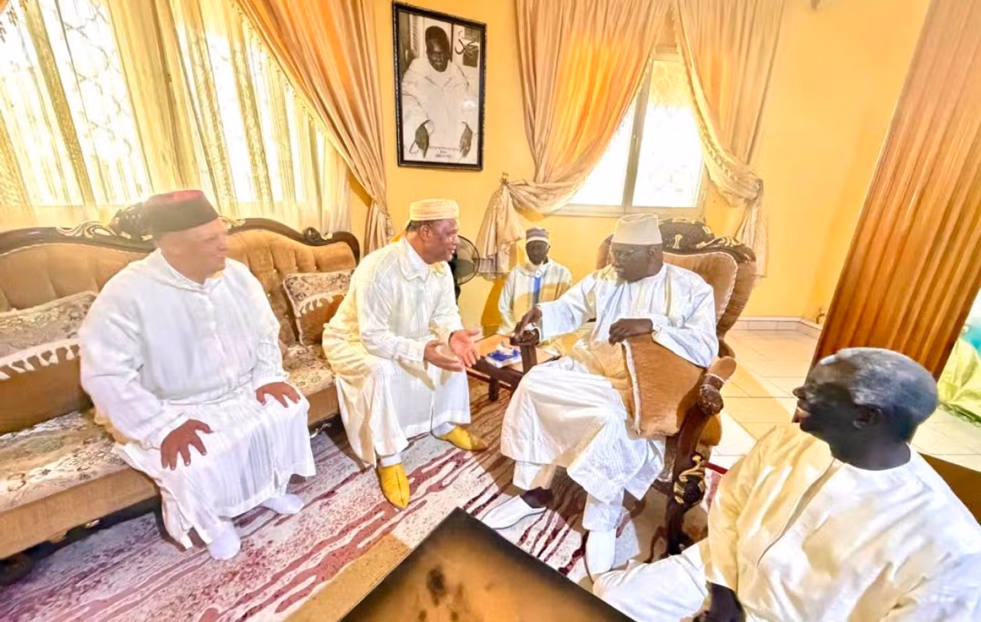 Relations Sénégal-Maroc : L’ambassadeur Hassan Naciri reçu par le Khalife général des Tidianes